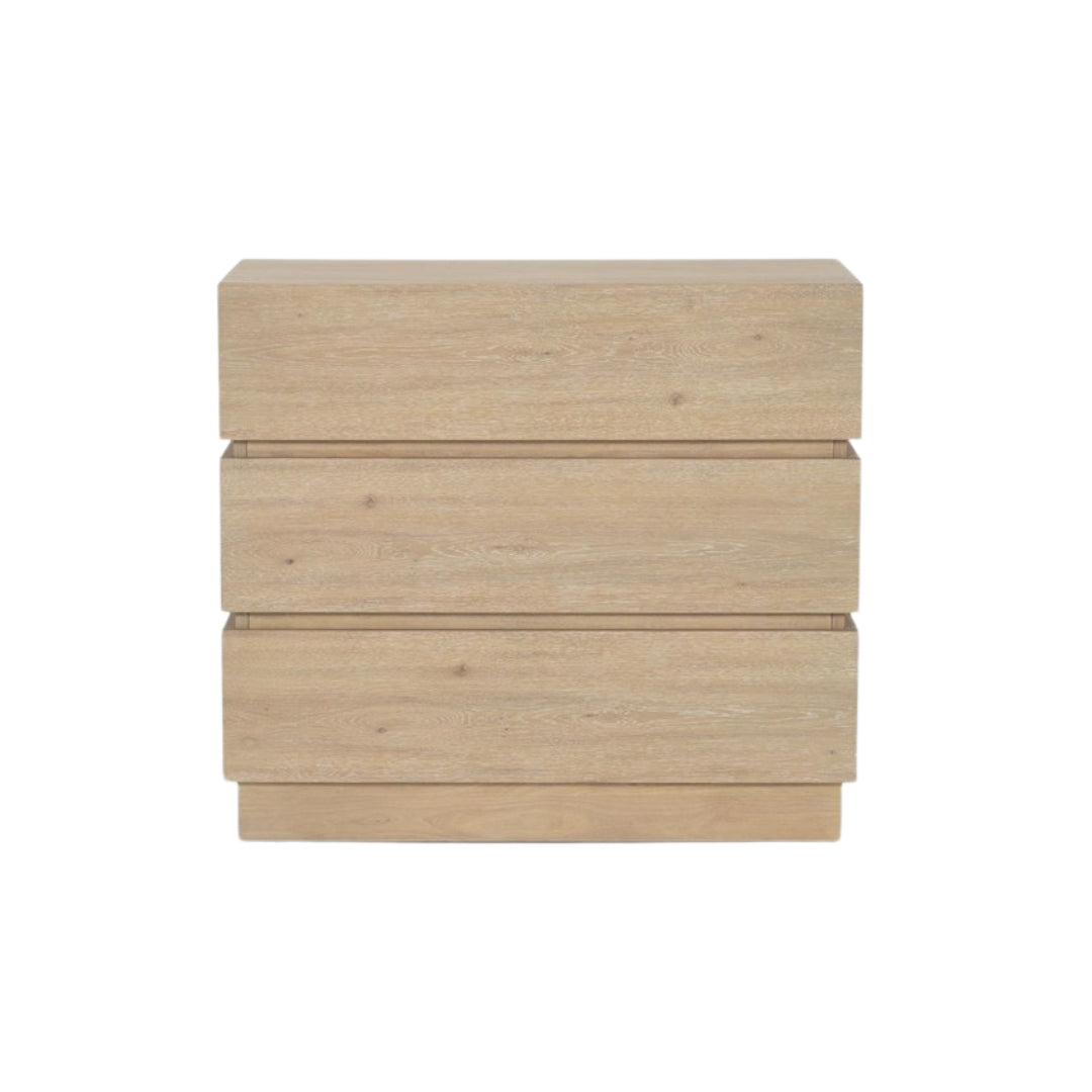 Voyage 3-Drawer Bachelor's Chest