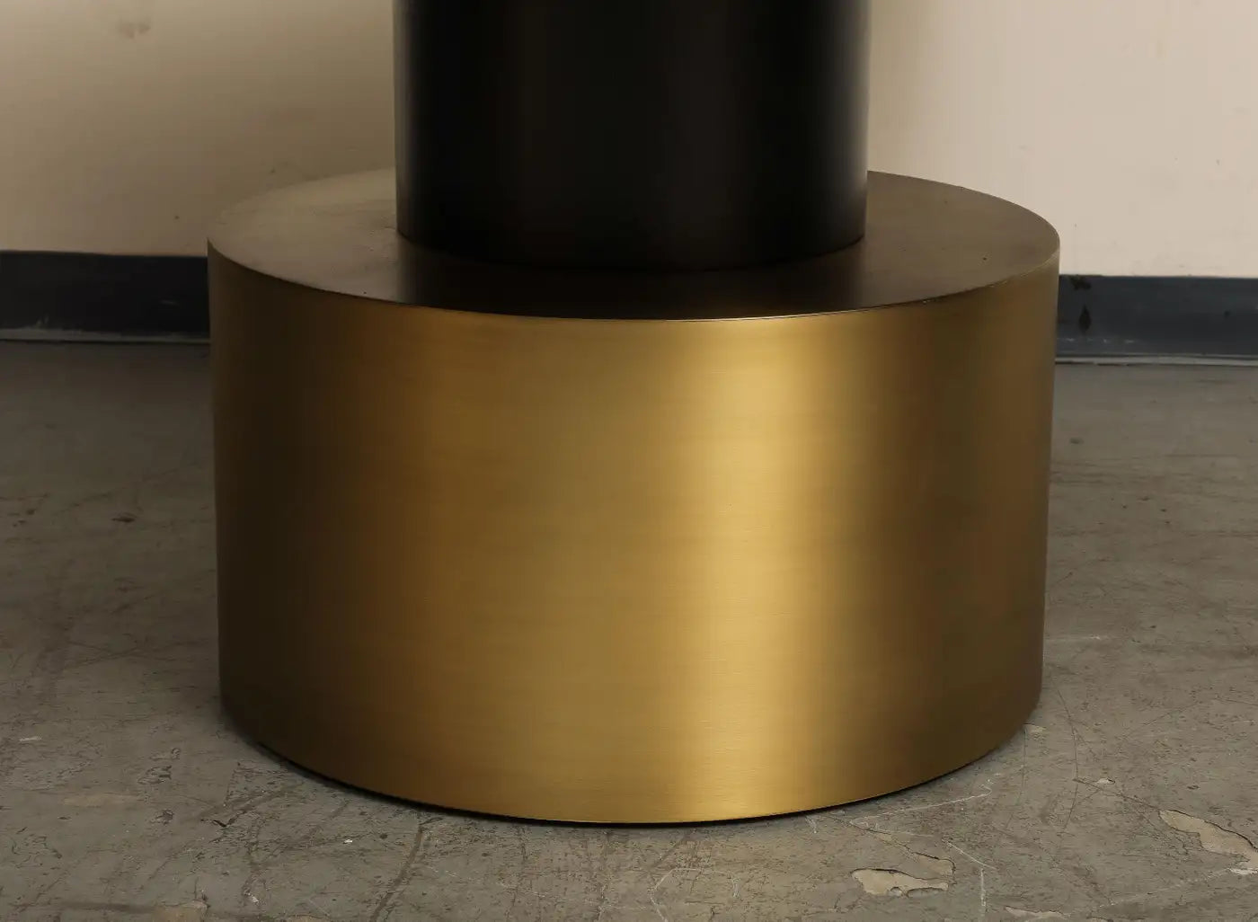 21st Century Art Deco Antique Brass and Black Lacquered Wood Rio Dining Table