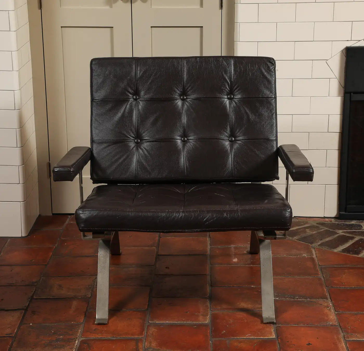 Bauhaus Style Visitor Lounge Chair in Tufted Black Leather, Germany 1960s