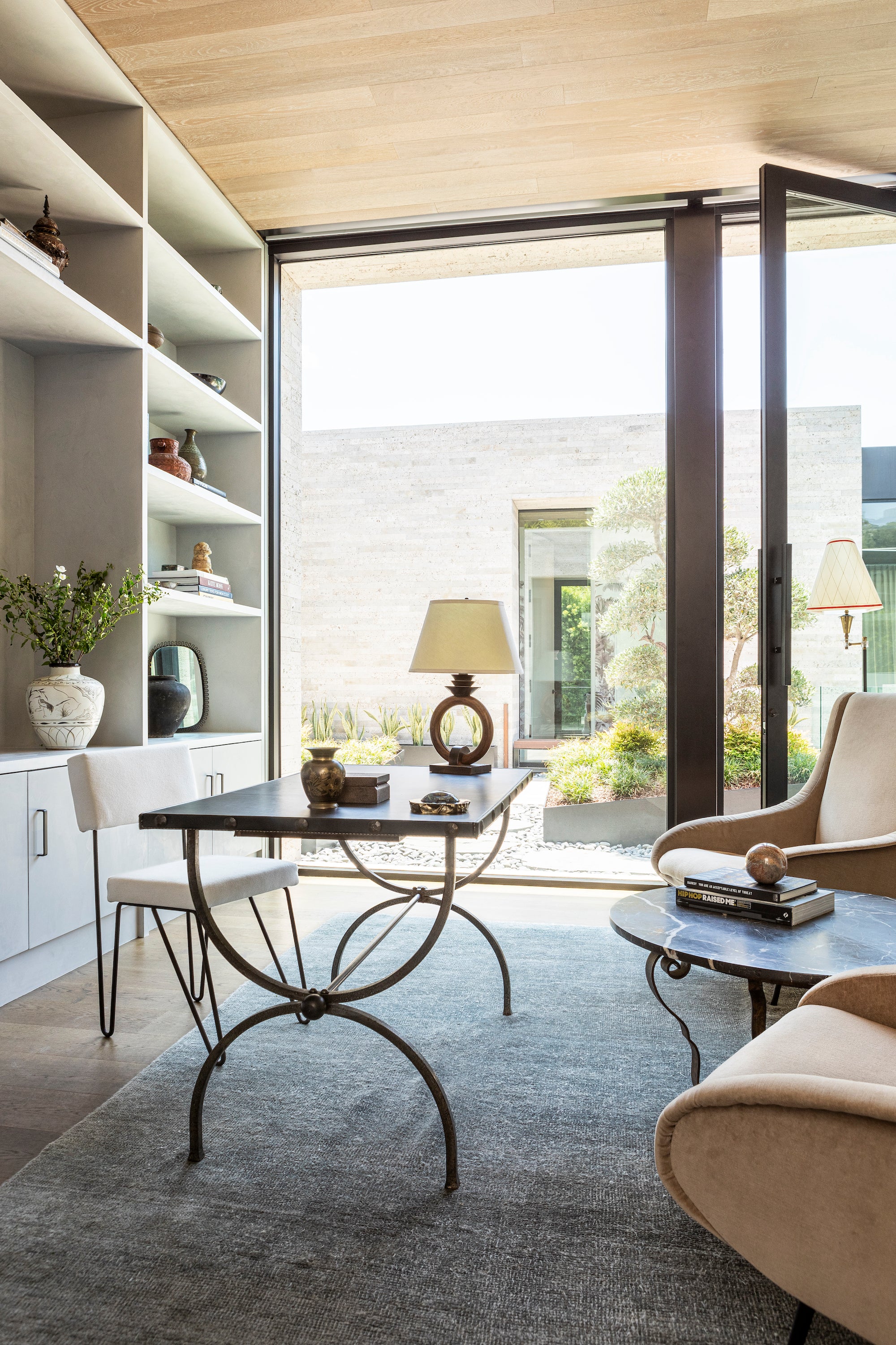 An airy and well-appointed living space by Nate Berkus Associates.
