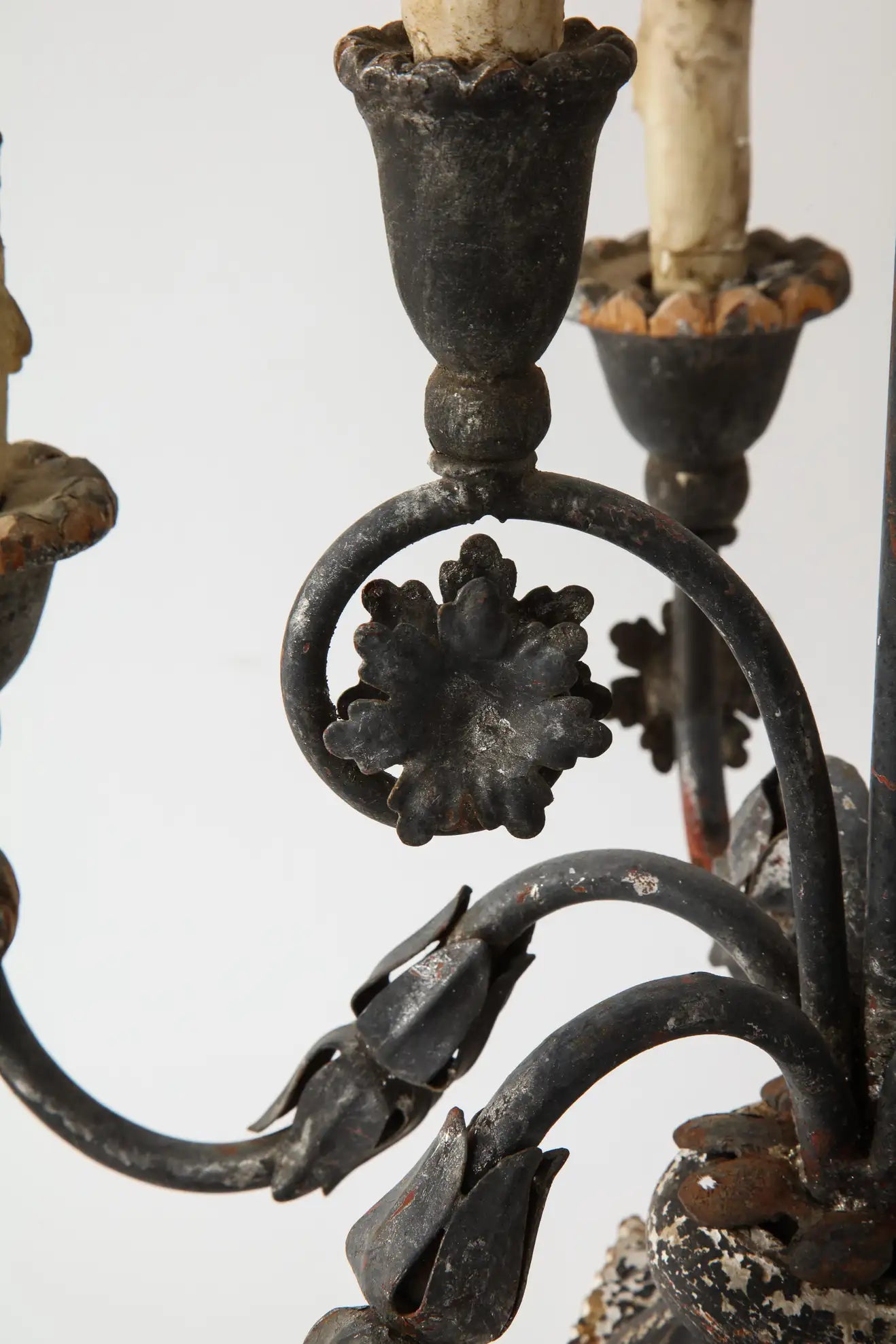 19th Century Italian Wood and Gesso 10-Light Candelabra, Electrified