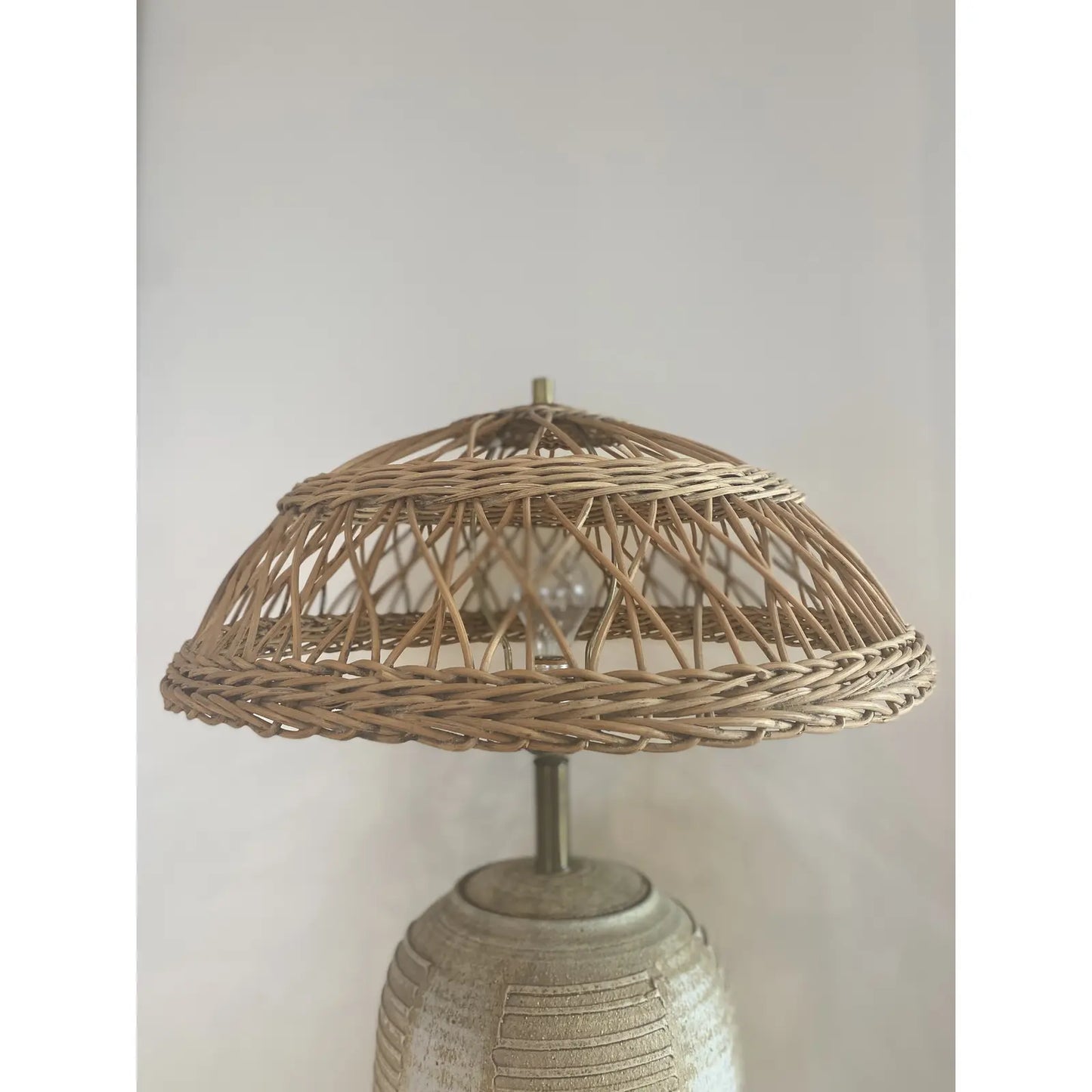 Midcentury Striated Pottery Table Lamp With Wicker Shade