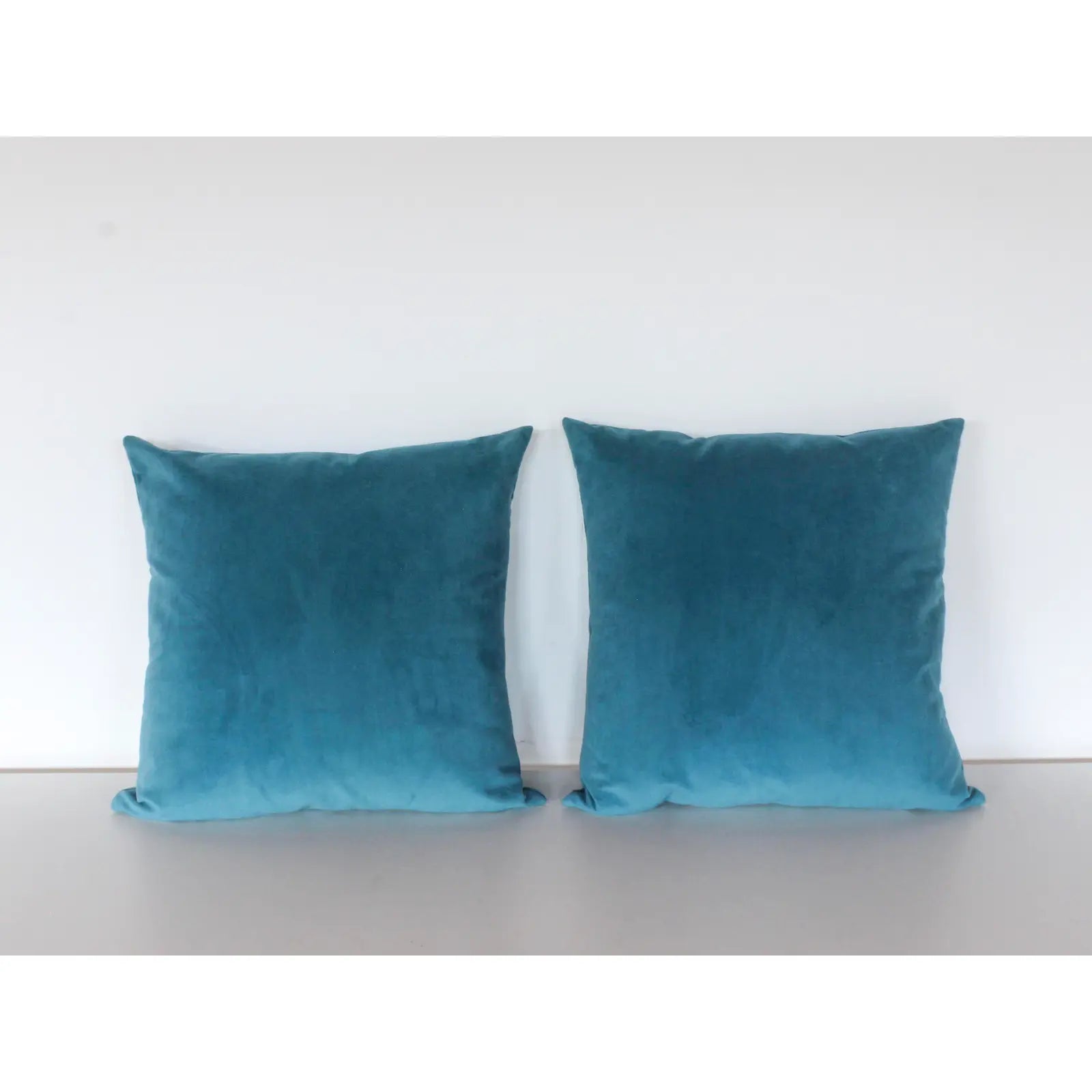 Throw top pillows turquoise